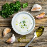 Добавка чеснов сос