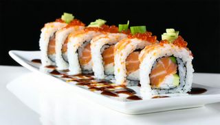 U41. Uramaki tartufo sake