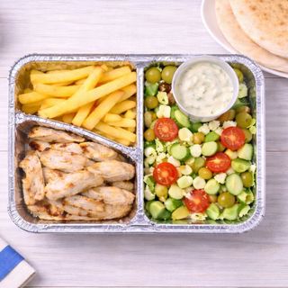Chickpeas chicken plate