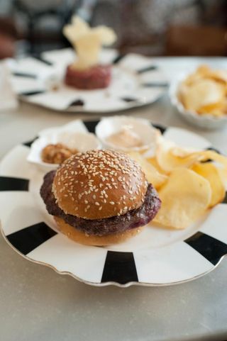 Hamburguesa Grande con crema de foie