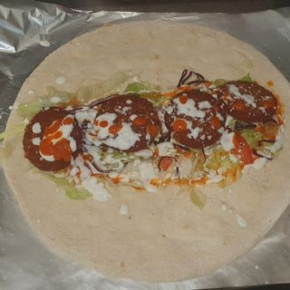 Menù  piadina  oh panini falafel  patate e bibita in lattina