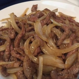 731. Ternera con cebolla SIN VERDURAS 