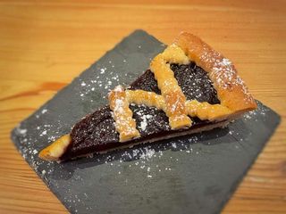 Crostata con marmellata di mirtilli