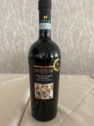 Vino Rosso Tenuta Ulisse Unico Montepulciano
