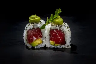 Uramaki tonno avocado - 4 pezzi