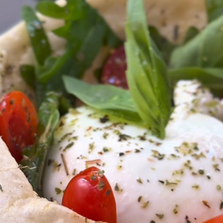 (New) Ensalada de burrata. 
