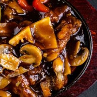 H07. Porc cu legume asortate/什锦炒肉/Vegetables pork