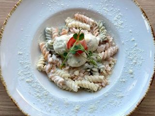 Мітболи з курки з пастою Фузіллі