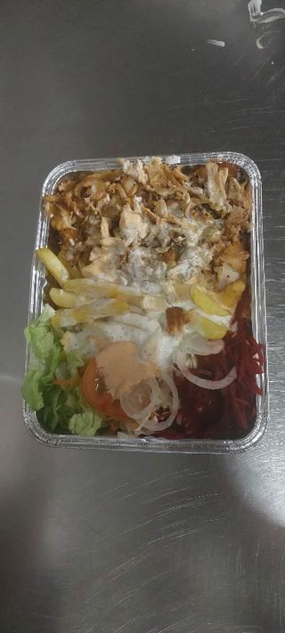 Plato Comida Para Llevar En Bandeja