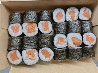 Maki Salmão (24 Unidades)