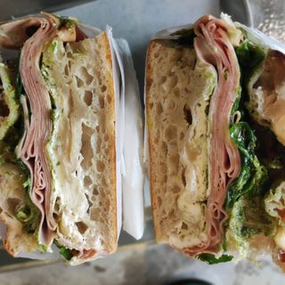 Focaccia De Mortadela