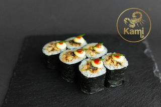 Hosomaki z tatarem z węgorza