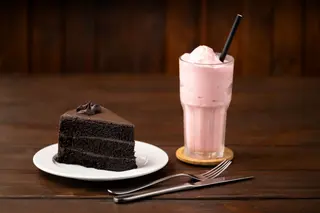 2 Cakes Options (Salted Caramel or Chocolate Fudge)
