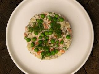 Салат Олів'є (250g)