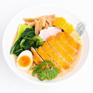 R12 Chicken katsu ramen (brodo maiale e miso)