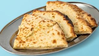 CHEESE GARLIC NAAN