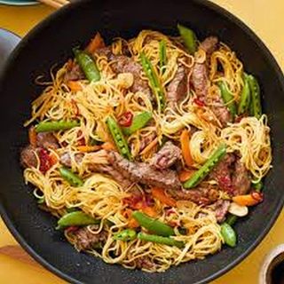 Stir Fried Noodles with Beef