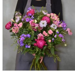 Bukiet okolicznościowy fioletowo-różowy