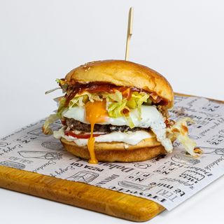 Heavy lifter beef burger