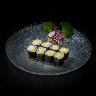 35. Maki De Mango (8 Uds.)