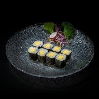 35. Maki De Mango (8 Uds.)
