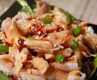 A06, Artiglio piccante della fenice - 1 porzione 香辣鸡爪