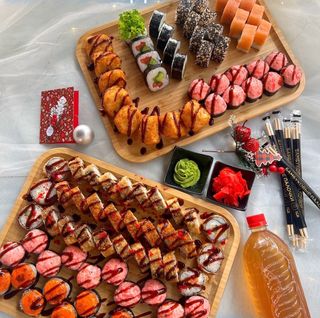 Сет "Праздник" (100 шт.)