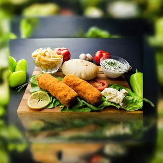 Karađorđeva pileća sa pomfritom