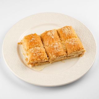 Srednja kutija Milky lješnjak 6 komada