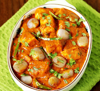 Nawabi paneer do pyaza