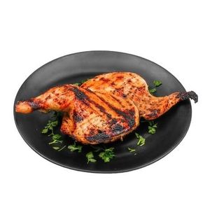 1 pollo a la parrilla + patata grande + bebida (1 lt.)