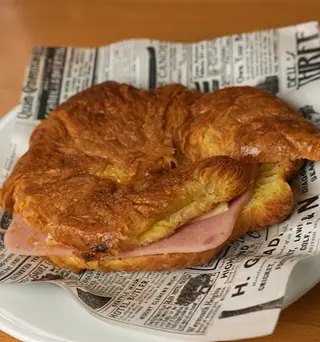 Croissant mixto
