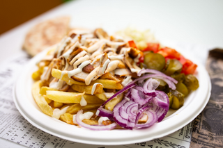 Shaorma cu falafel la farfurie 480 g