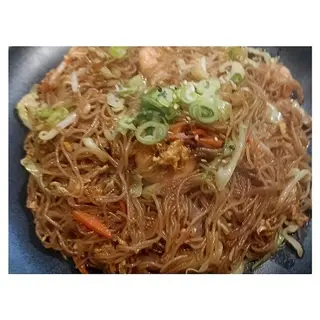 Fideos chinos  con gambas 