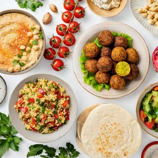 Assortiment de mezze libanais
