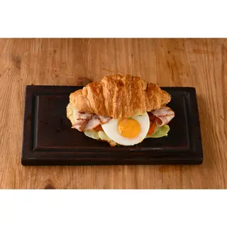 Bacon & Egg Croissant With Tea Or Coffee