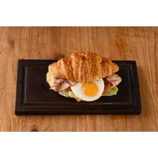 Bacon & Egg Croissant With Tea Or Coffee