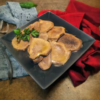 Телешки език с масло