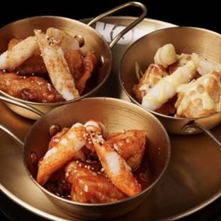 Pollo frito coreano con 3 sabores (6 pzs.)