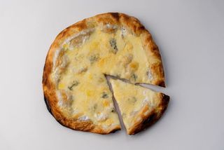 Пица Четири Сирена