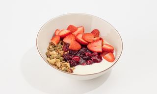 GRANOLA WITH BERRY COMPOTE