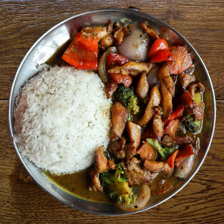 #Карі Чікен