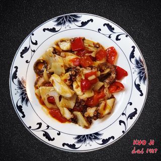 62b  -Polpo in salsa chili
