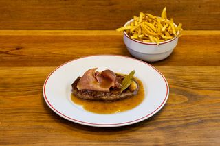 Hamburguer c/ molho à Glorioso