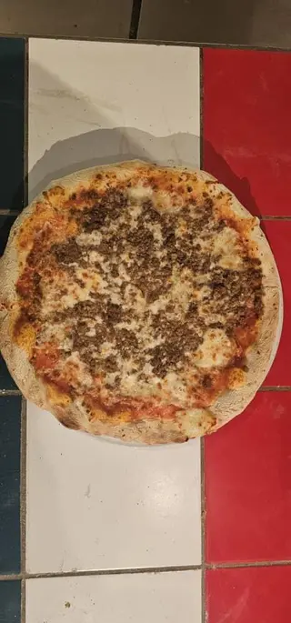 Pizza Bolognese