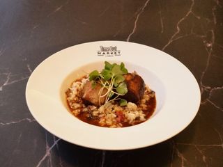 Arroz de Enchidos e Cogumelos com Cachaço de Porco