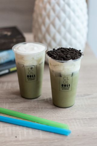 Oreo matcha tea - fresh milk (iced)
