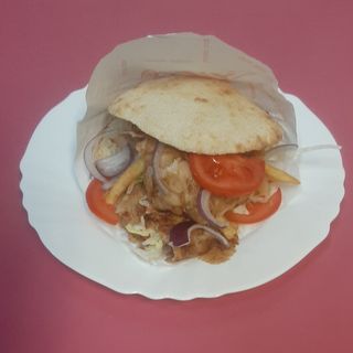 Panino di pizza kebab 
