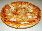 Піца сирна