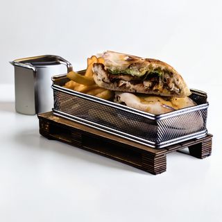 Sendvič sa biftekom 30gr